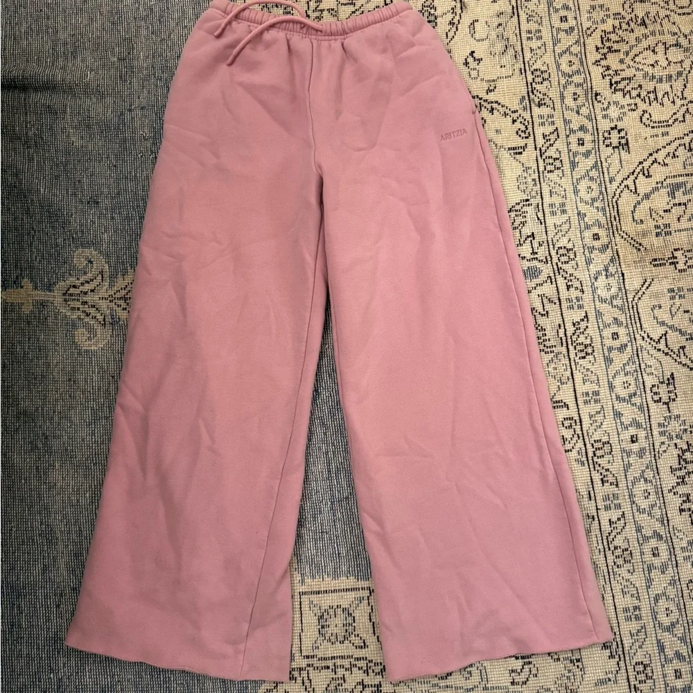 Aritzia Pink Mega Flutter Sweatpants Wide Leg Small - Picture 2 of 4